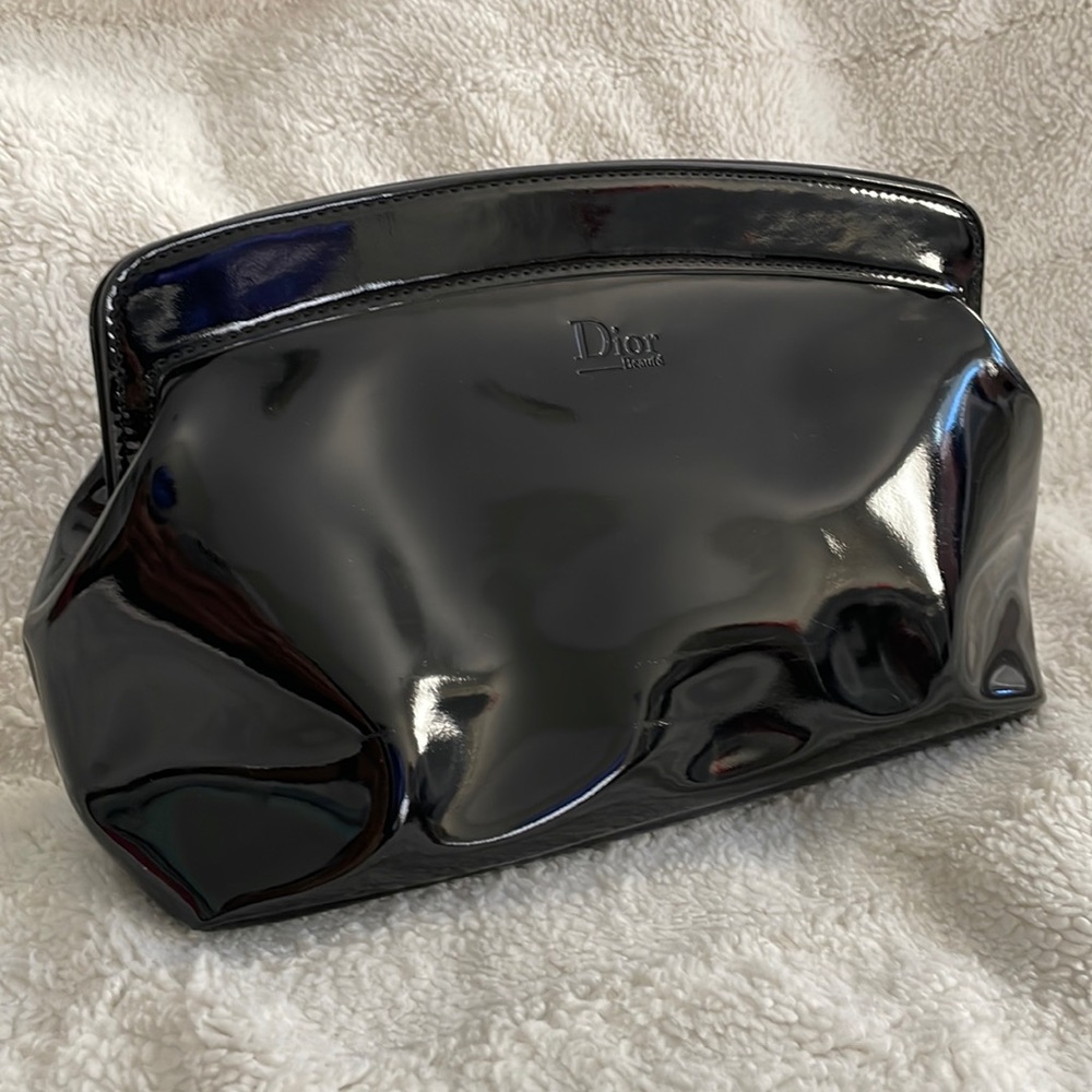 Brand New Dior Beauty Black Patent Magnetic Clutch